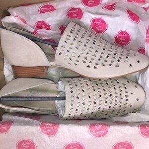 Matisse Constellation Oxford Ice Grey Shoe Slip On Women’s Varies Sizes